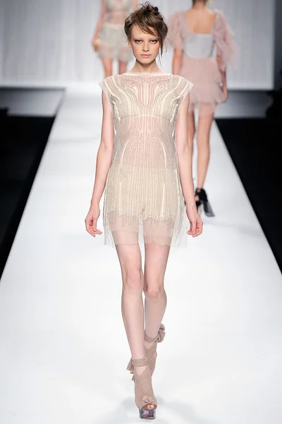 Look 36